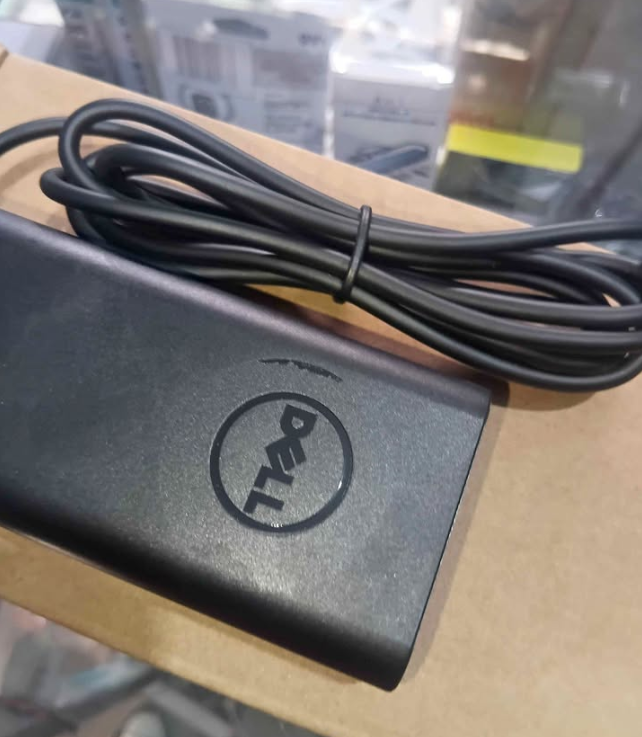 USB-C Type C  Dell Powerpack