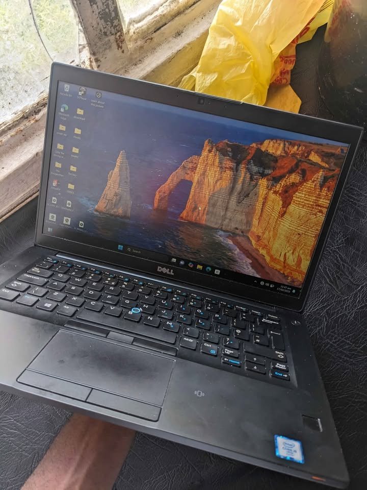 Dell latitude 7390